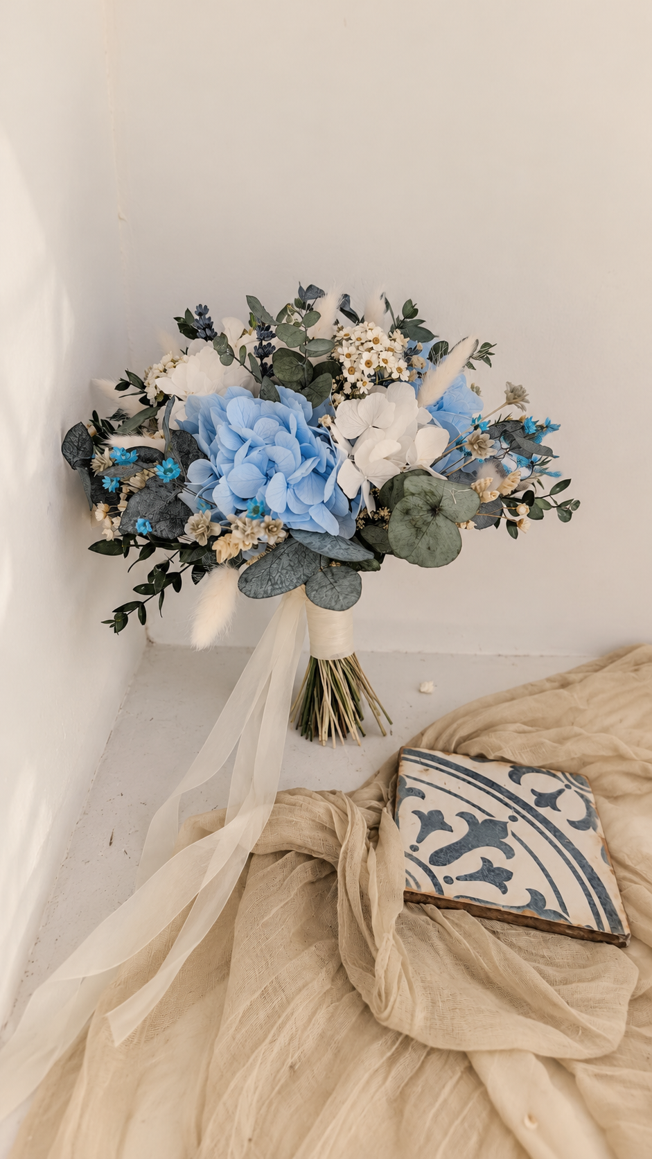 AZURA • Ramo de novia